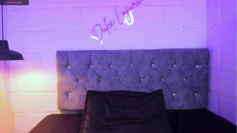 Mia online show from 04-15-26, 07:58