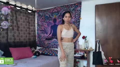 Snapshot of im_moonlight chatting on 09-08-25, 03:44 Cutie pie online show from 09-08-25, 03:44