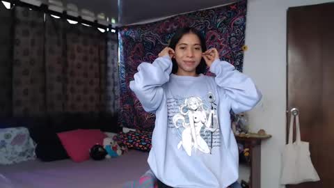Snapshot of im_moonlight chatting on 09-18-25, 03:25 Cutie pie online show from 09-18-25, 03:25