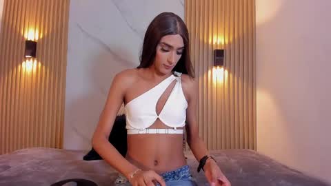 Snapshot of im_tammy_lynn chatting on 05-15-26, 11:17 TAMMY online show from 05-15-26, 11:17