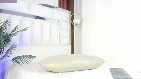 im_tyra online show from 11-27-25, 06:37