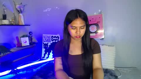 Snapshot of im_ur_girl_demure chatting on 05-22-26, 09:53 kyline online show from 05-22-26, 09:53