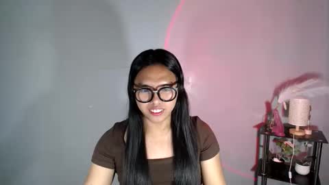 Snapshot of im_ur_girl_demure chatting on 05-29-26, 06:11 kyline online show from 05-29-26, 06:11