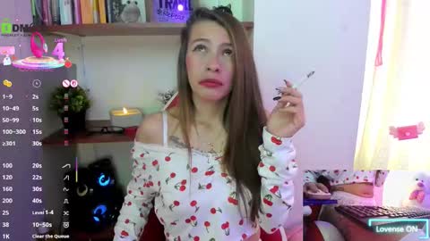 Lisa Hyga online show from 10-21-25, 04:51