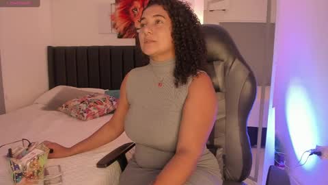 Sofia online show from 03-06-25, 10:36