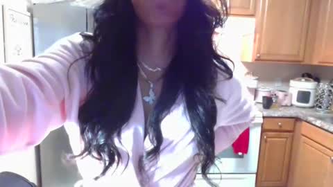 Snapshot of iman_love chatting on 02-05-25, 03:13 iman_love online show from 02-05-25, 03:13