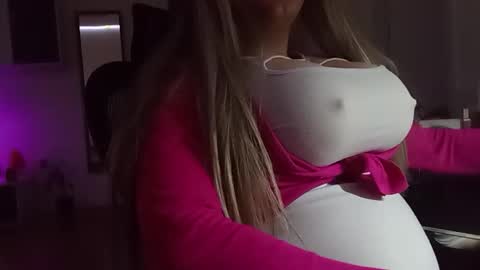 ngela Sometimes online show from 02-04-26, 11:53