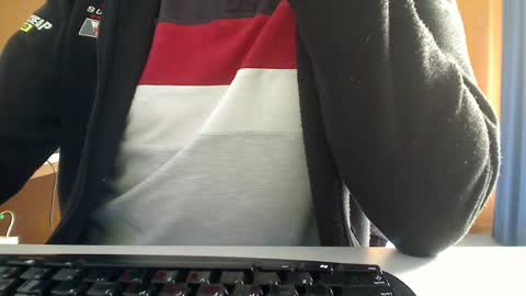 Aussie Guy online show from 06-18-26, 01:39