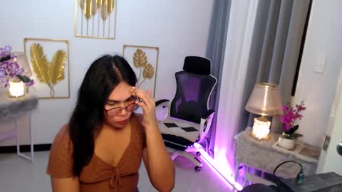 Ashley online show from 12-23-24, 02:50