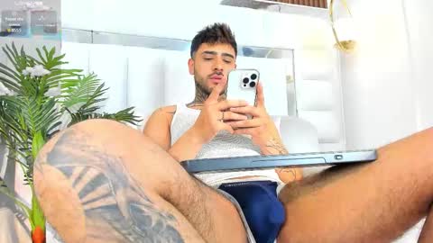 Felipe Ferrer online show from 12-04-25, 08:50