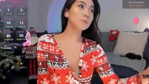 Snapshot of iminako chatting on 12-12-24, 05:20 Kayla online show from 12-12-24, 05:20