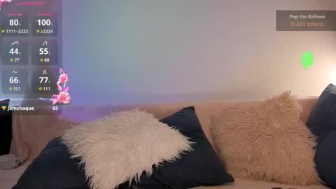 Snapshot of iminako chatting on 02-23-25, 01:21 Kayla online show from 02-23-25, 01:21