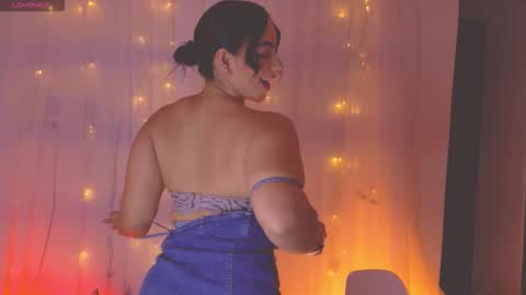 Snapshot of imleana chatting on 02-27-26, 07:25 Leana online show from 02-27-26, 07:25