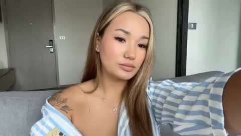 Imma  online show from 07-05-26, 06:20