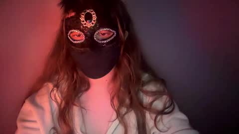 Snapshot of immissamelie chatting on 03-09-25, 04:38 Miss Amelie online show from 03-09-25, 04:38