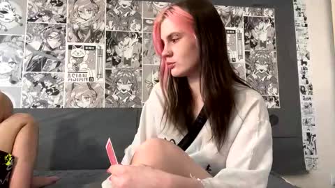Sam and Jen online show from 05-21-26, 10:33