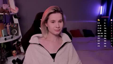 Mia online show from 02-07-26, 07:01