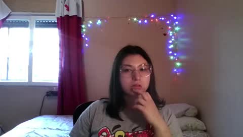 Florencia online show from 05-06-26, 06:57