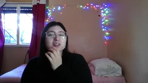 Florencia online show from 05-09-26, 06:13
