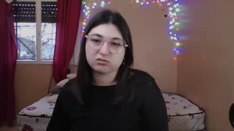 Florencia online show from 07-18-26, 06:01