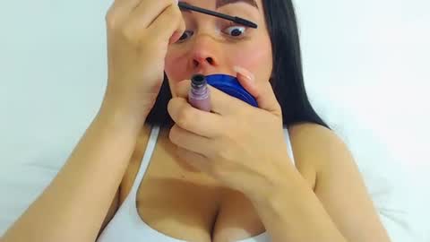 imsweetlips online show from 05-24-26, 07:52