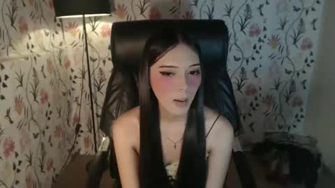 Aki online show from 03-06-25, 11:47