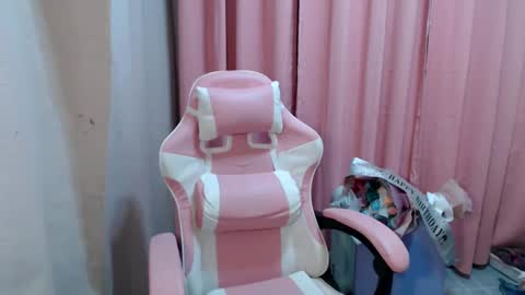 thaddea online show from 02-08-25, 07:38