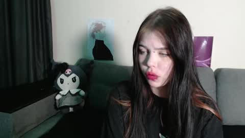 Snapshot of in_the_void chatting on 06-04-26, 09:32 Alice online show from 06-04-26, 09:32