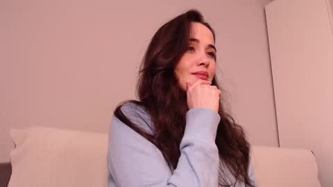 Snapshot of in_yan chatting on 11-12-25, 05:46 Lin online show from 11-12-25, 05:46