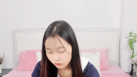 Snapshot of inadaphne chatting on 06-20-26, 04:32 Ina online show from 06-20-26, 04:32