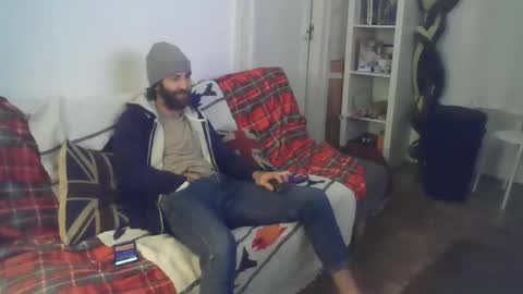 Snapshot of incrediblygood chatting on 12-01-25, 07:19 incrediblygood online show from 12-01-25, 07:19