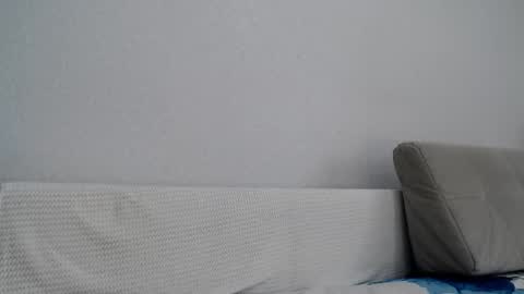 Della online show from 02-21-25, 06:18