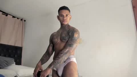 Jacobo online show from 03-04-25, 03:11