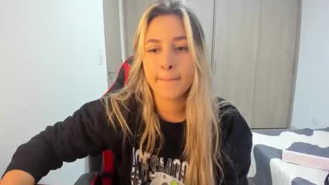 Snapshot of india_secretary chatting on 12-16-25, 09:20 Lana online show from 12-16-25, 09:20