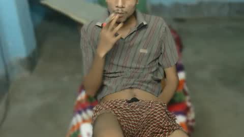 Snapshot of indian_bengali_boy chatting on 11-02-25, 06:43 Suman Leo online show from 11-02-25, 06:43