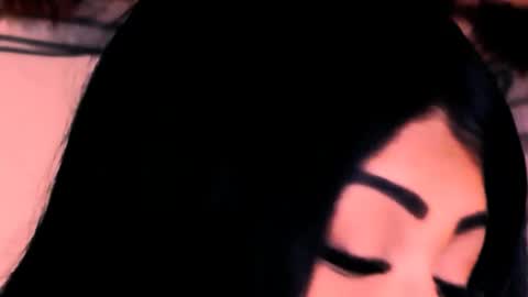 Bella Ambrosia online show from 12-15-25, 11:03