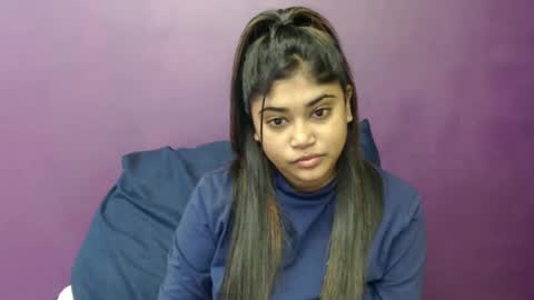 Snapshot of indian_rimmelx chatting on 01-15-25, 06:22 Melz online show from 01-15-25, 06:22
