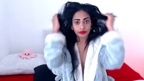 Jazmin online show from 06-26-26, 09:03