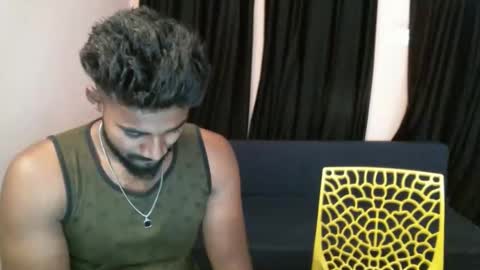 Snapshot of indianbull2023 chatting on 04-19-26, 04:34 indian slim boy with big for u online show from 04-19-26, 04:34