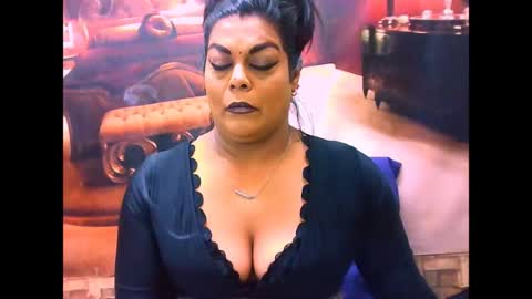 Snapshot of indiancherrypie chatting on 06-28-26, 05:46 indiancherrypie online show from 06-28-26, 05:46