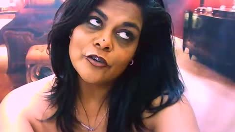 Snapshot of indiancherrypie chatting on 07-11-26, 01:25 indiancherrypie online show from 07-11-26, 01:25