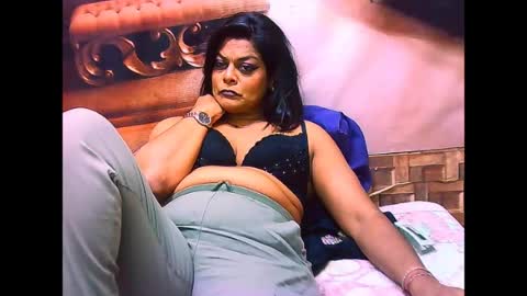 Snapshot of indiancherrypie chatting on 08-01-26, 12:26 indiancherrypie online show from 08-01-26, 12:26