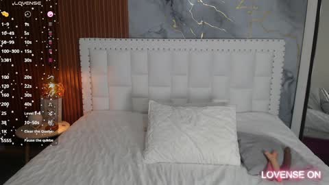 LITTLE AINHOA  online show from 12-30-24, 07:42