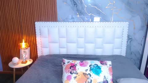 LITTLE AINHOA  online show from 01-18-25, 07:48