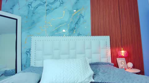 LITTLE AINHOA  online show from 01-28-25, 07:10