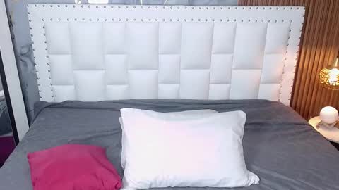 LITTLE AINHOA  online show from 03-12-25, 07:49