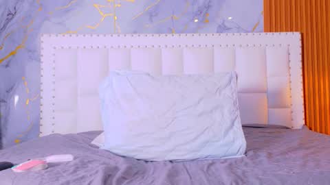 LITTLE AINHOA  online show from 10-22-25, 07:46