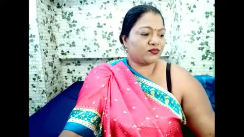 Snapshot of indiandelia chatting on 01-16-25, 06:14 indiandelia online show from 01-16-25, 06:14