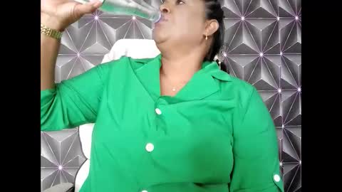 indiandelia online show from 10-26-25, 10:54