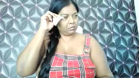 indiandelia online show from 12-23-25, 03:59